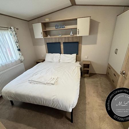 Palm Grove 182 - Pet Friendly, Wifi, Close To Beach And Clubhouse - Golden Palm Resort - Meadow Lakes Caravan & Lodge Hire Skegness Exterior photo